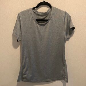 Womens gray tee by icy zone. 95% poly/ 5% spandex. Size M. Excellent condition. 